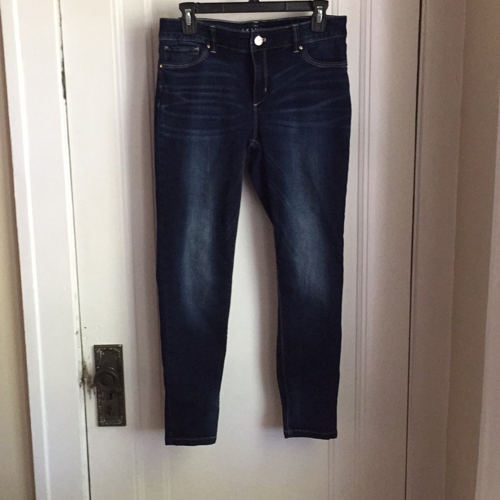 White House Black Market Skinny Jeans